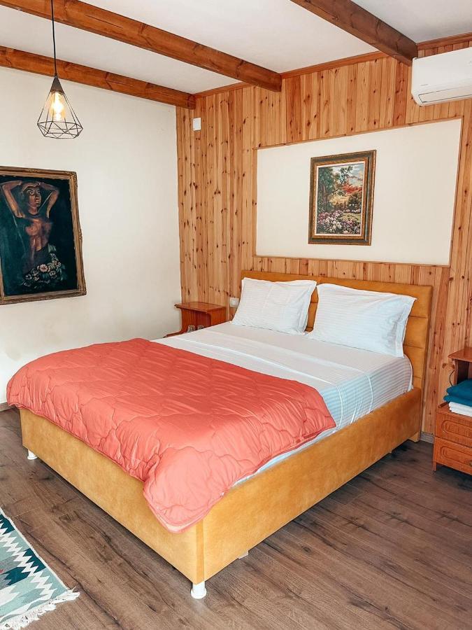 Guesthouse Lord Byron Tepelene Exterior foto