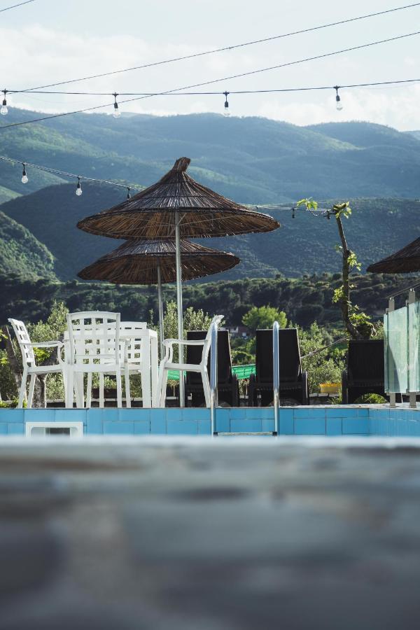 Guesthouse Lord Byron Tepelene Exterior foto